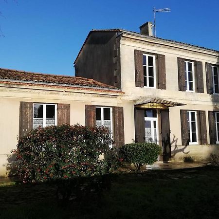 Belle Demeure Avec Espaces Verts Gauriac Εξωτερικό φωτογραφία