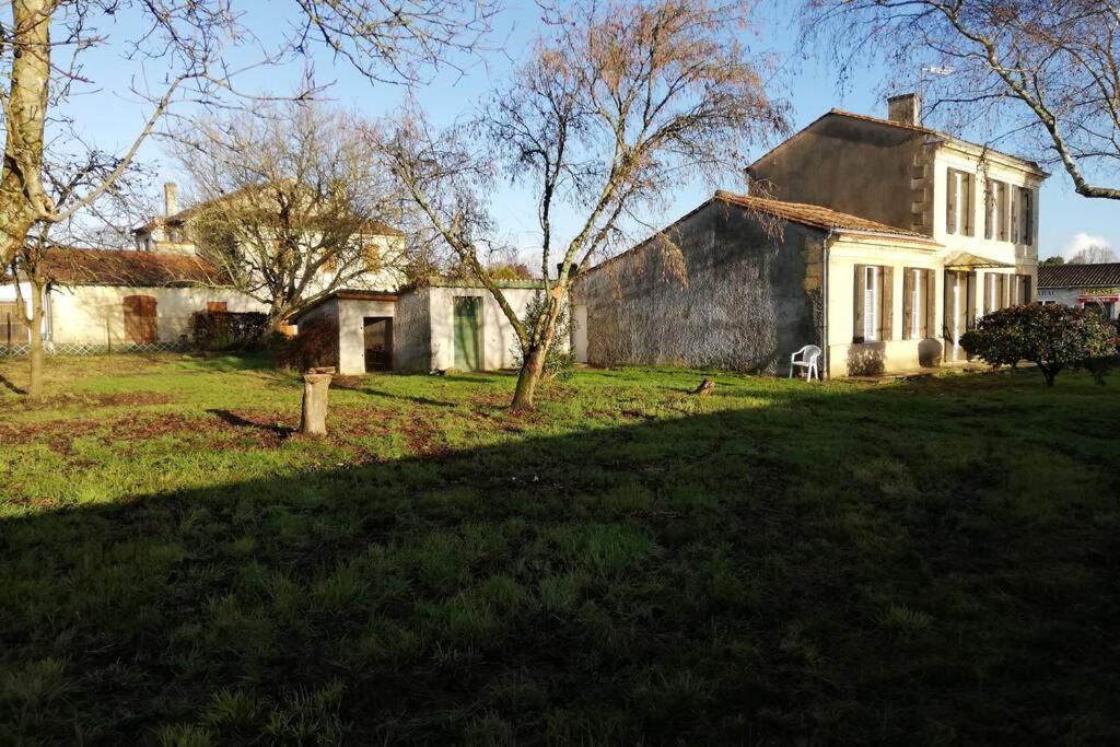 Belle Demeure Avec Espaces Verts Gauriac Εξωτερικό φωτογραφία