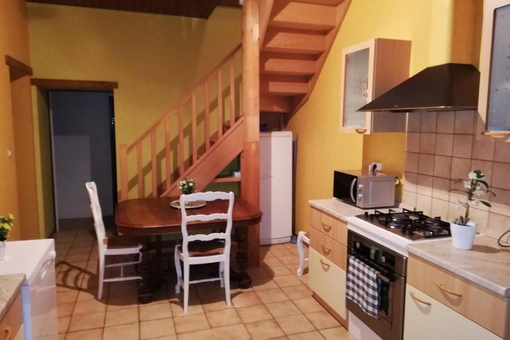 Belle Demeure Avec Espaces Verts Gauriac Εξωτερικό φωτογραφία